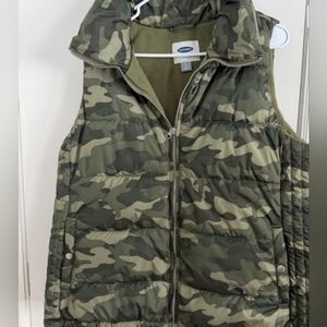 Old Navy Green Camo Vest Size XXL